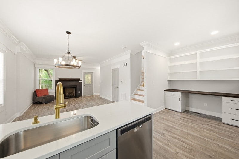 Building Photo - 413 Cecil St