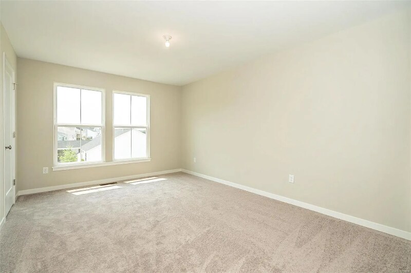 Building Photo - 705 Myatt Dr