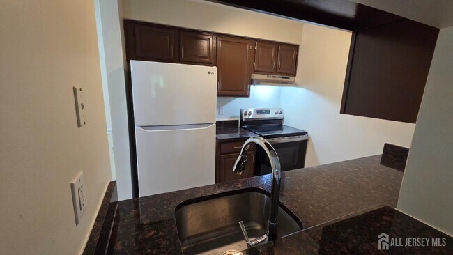 Building Photo - 1514 Ravens Crest Dr