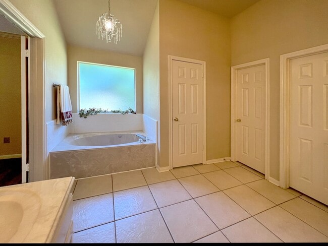 Building Photo - 16907 Ascot Meadow Dr