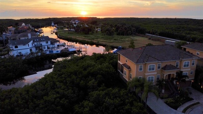 Building Photo - 6517 Channelside Dr
