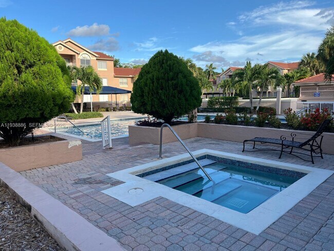 Building Photo - 10451 SW 157th Pl