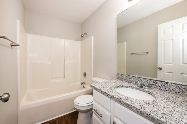 Building Photo - 3205 Bob White Cir