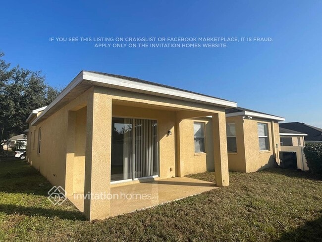 Building Photo - 411 Thicket Crest Rd