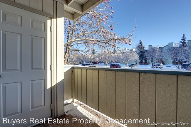 Building Photo - 1540 Russian Jack Dr