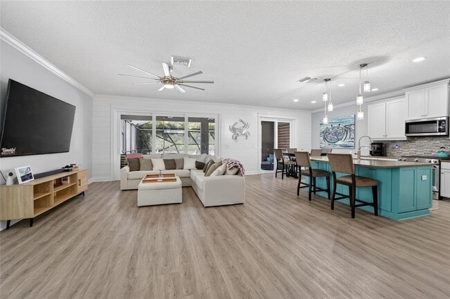 Building Photo - 7504 Lantern Park Ave