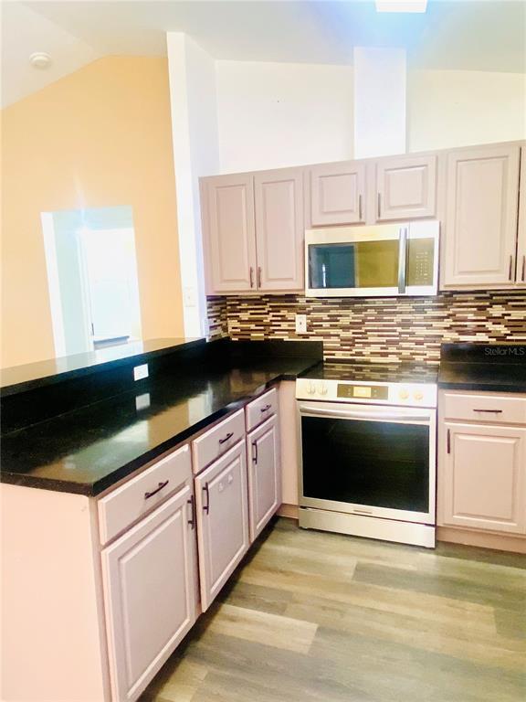 Building Photo - 659 Jaguar Ct