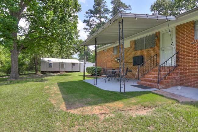 Building Photo - 4019 Belair Rd