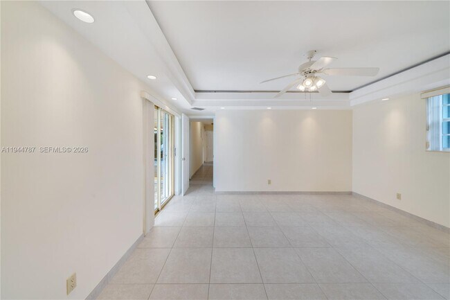 Building Photo - 5524 Cleveland St