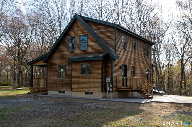 Building Photo - 249 Woodbury Rd