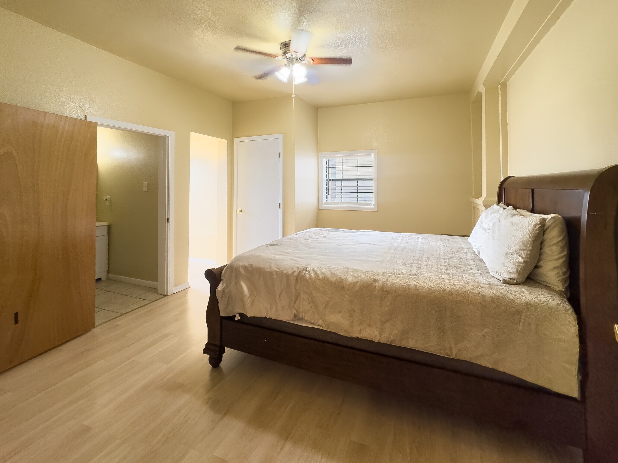 Building Photo - 306 Washington St