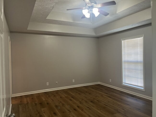 Building Photo - 119 Boardwalk Way