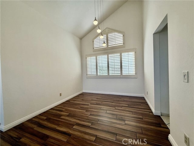 Building Photo - 10801 Yolo St