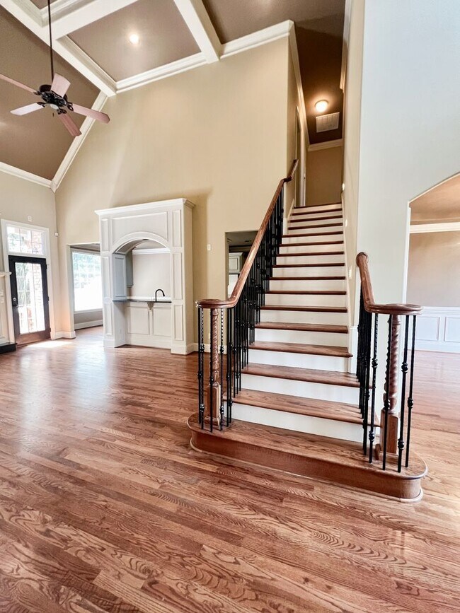 Building Photo - Beautiful 4-Bedroom Home with 2-Car Garage