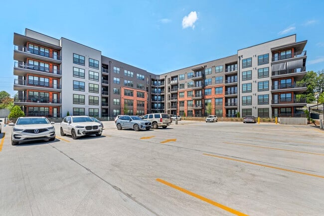 Building Photo - 2048 Bolton Dr NW