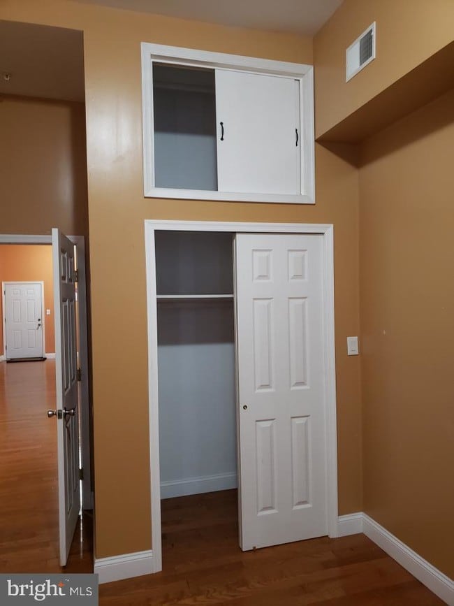 Building Photo - 1207 Race St