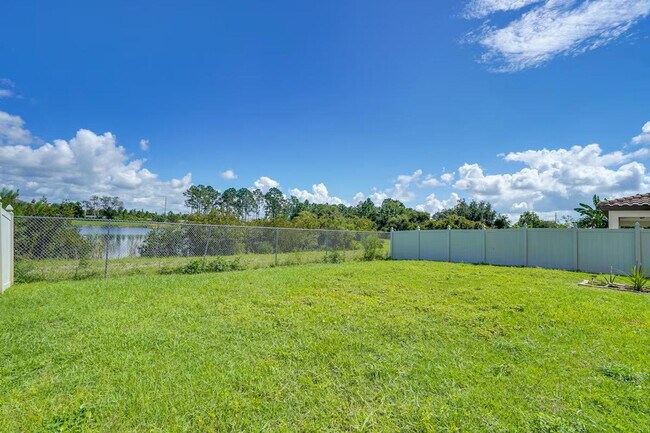 Building Photo - 14822 Fells Ln