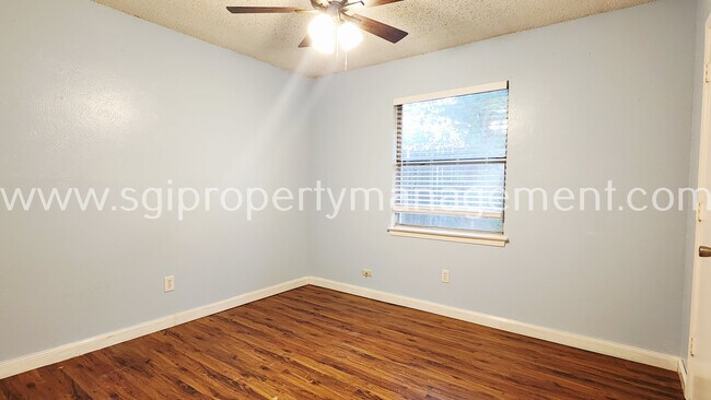 Building Photo - 3407 Durango Ln