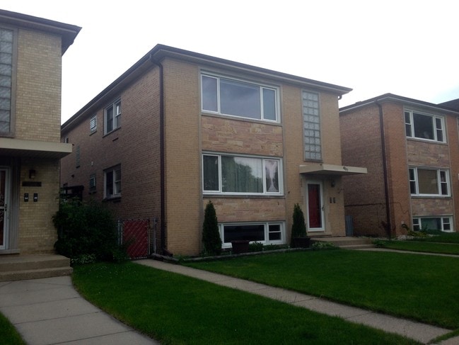 Building Photo - 6523 N Northwest Hwy