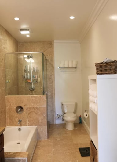 Master Bath - 2344 21st Ave