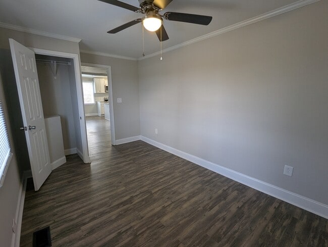 Building Photo - 427 Mildred Ave