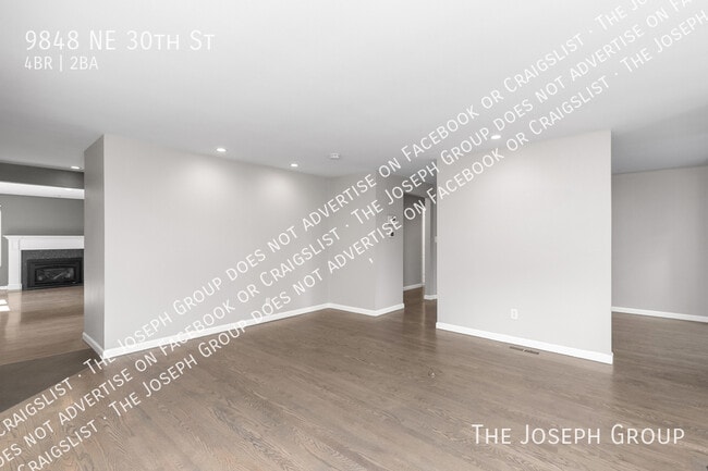 Building Photo - 9848 NE 30th St