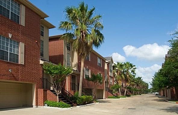 Building Photo - Camden Holly Springs