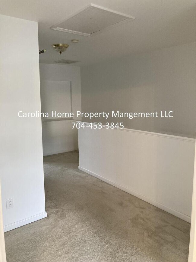 Building Photo - 7487 Pilot Cove Ct