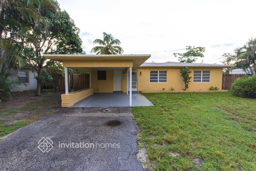 Building Photo - 108 NW 45th Ave
