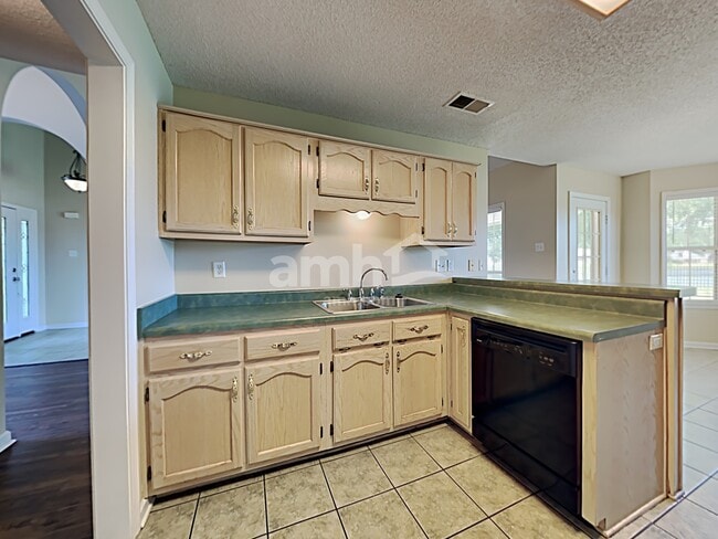 Building Photo - 3178 Stonehenge Drive
