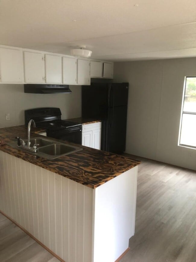 Building Photo - 147 Cherrie Murrell St