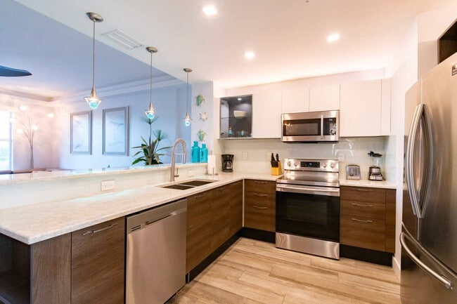 Building Photo - 202 Ivory Coral Ln