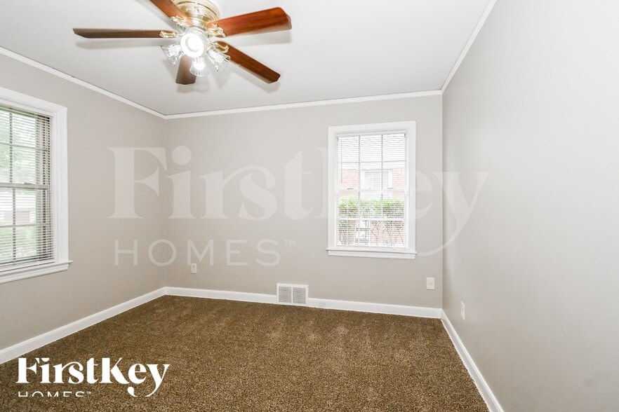 Building Photo - 1493 Fox St