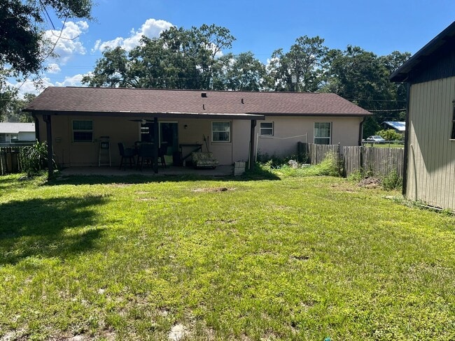 Building Photo - 3/1/1 located in Summerfield