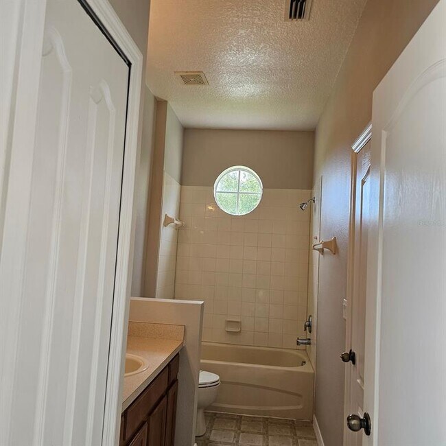 Building Photo - 13339 Daniels Landing Cir