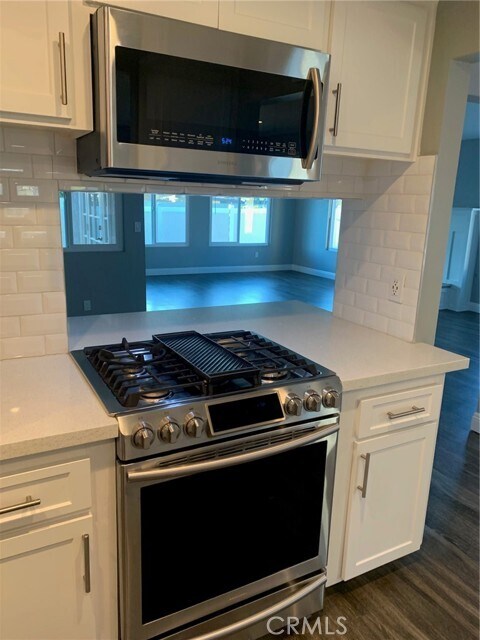 Building Photo - 4008 E Fernwood Ave