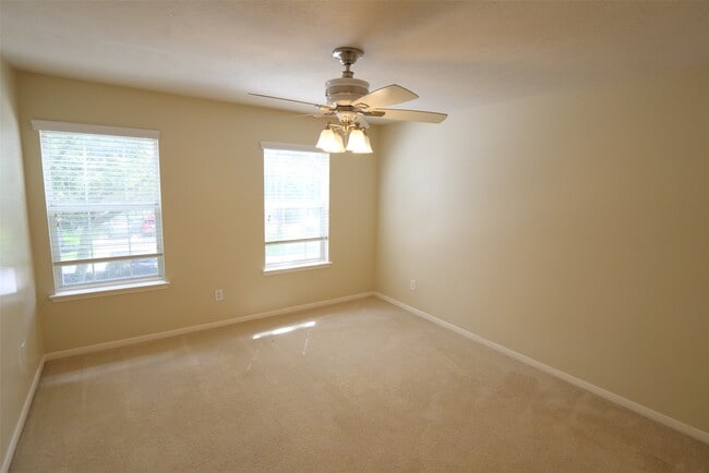 Building Photo - 24731 Cobble Canyon Ln