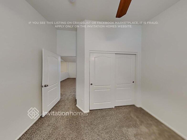 Building Photo - 41640 W Sunland Dr
