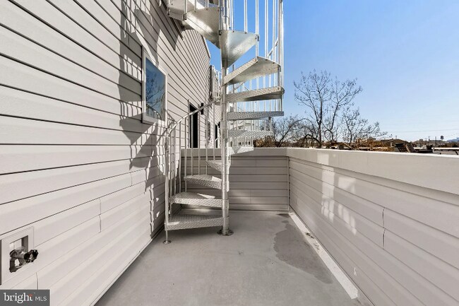 Building Photo - 3036 W Berks St