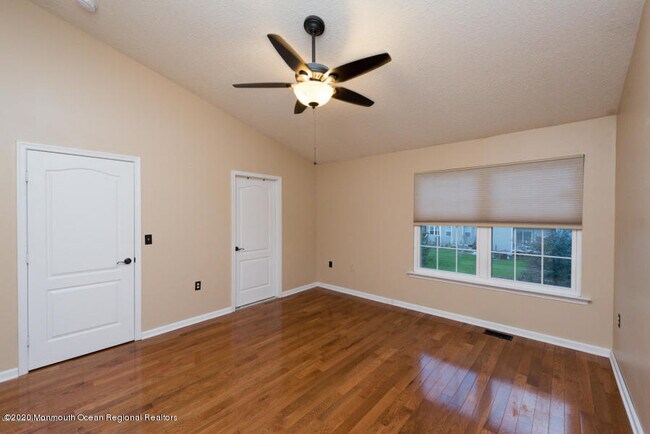 Building Photo - 3904 Plowmans Ct