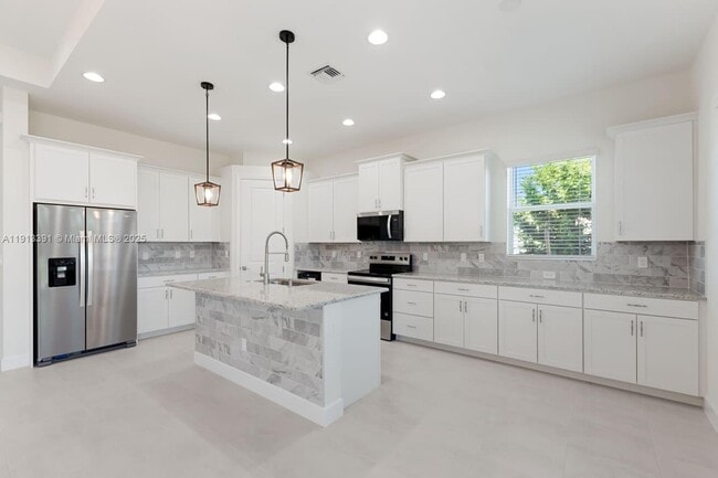 Building Photo - 5786 Aleppo Pne Pl