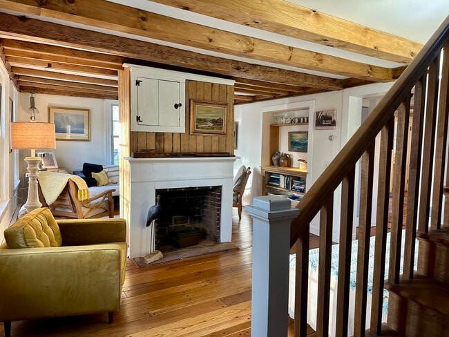 Building Photo - 43 Pennywise Ln