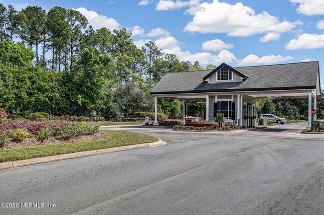 Building Photo - 8342 Amherst Hills Ln