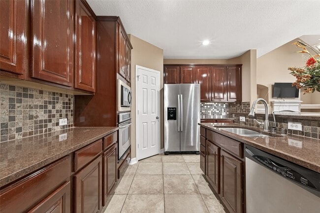 Building Photo - 21103 Falcon Creek Ct