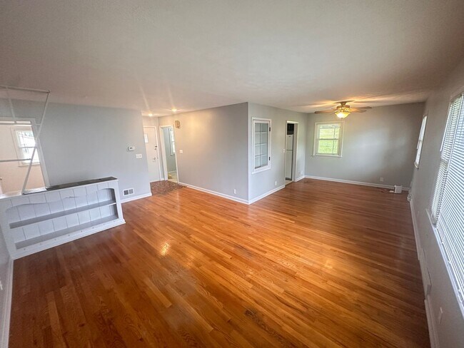 Building Photo - 4 Bedroom Home in Keystone