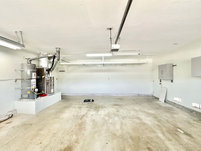 Building Photo - Wonderful Single-Story Home on Spacious Corner Lot with Privately Fenced Yard Space & Attached-Tw...