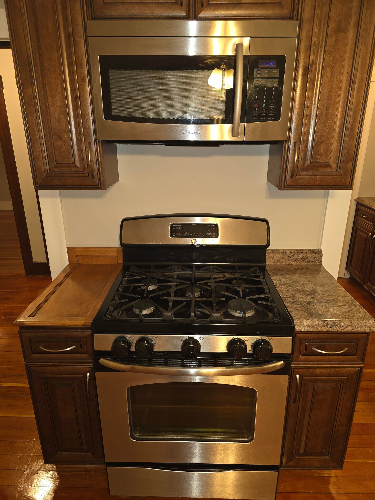 Building Photo - 12 Leland Rd