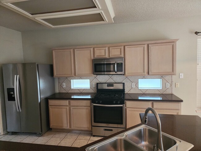Building Photo - 5518 Morgan Park Ln