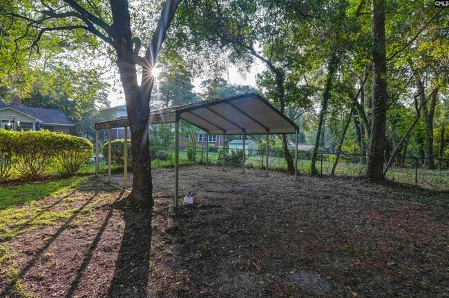 Building Photo - 1808 Lowder Dr
