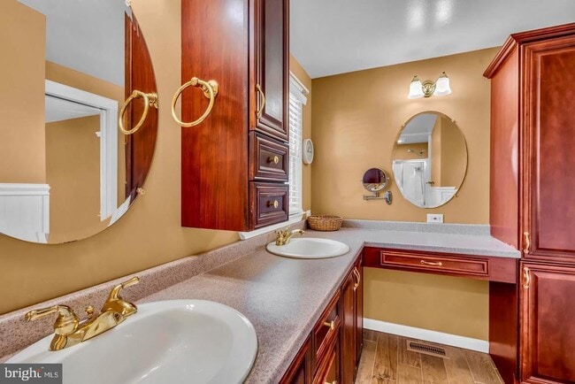 Building Photo - 721 Rancocas Ave